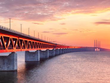 Öresund-híd naplementében