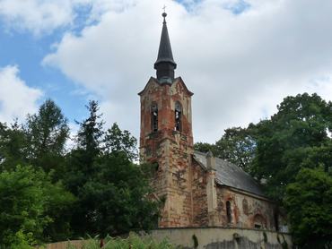 A Szellemtemplomként emlegetett középkori templom a csehországi Lukovában.